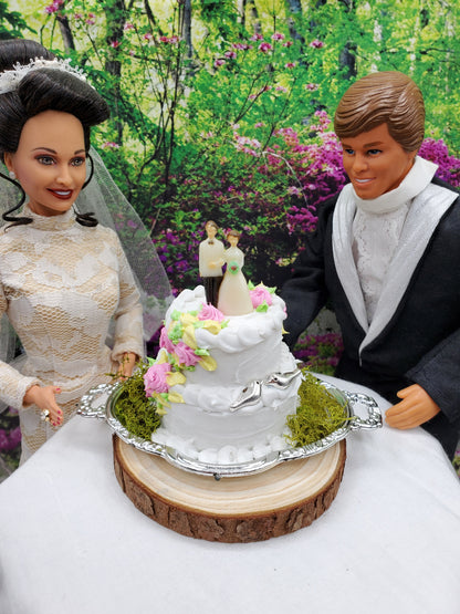 Wedding Cakes for Fashion Dolls