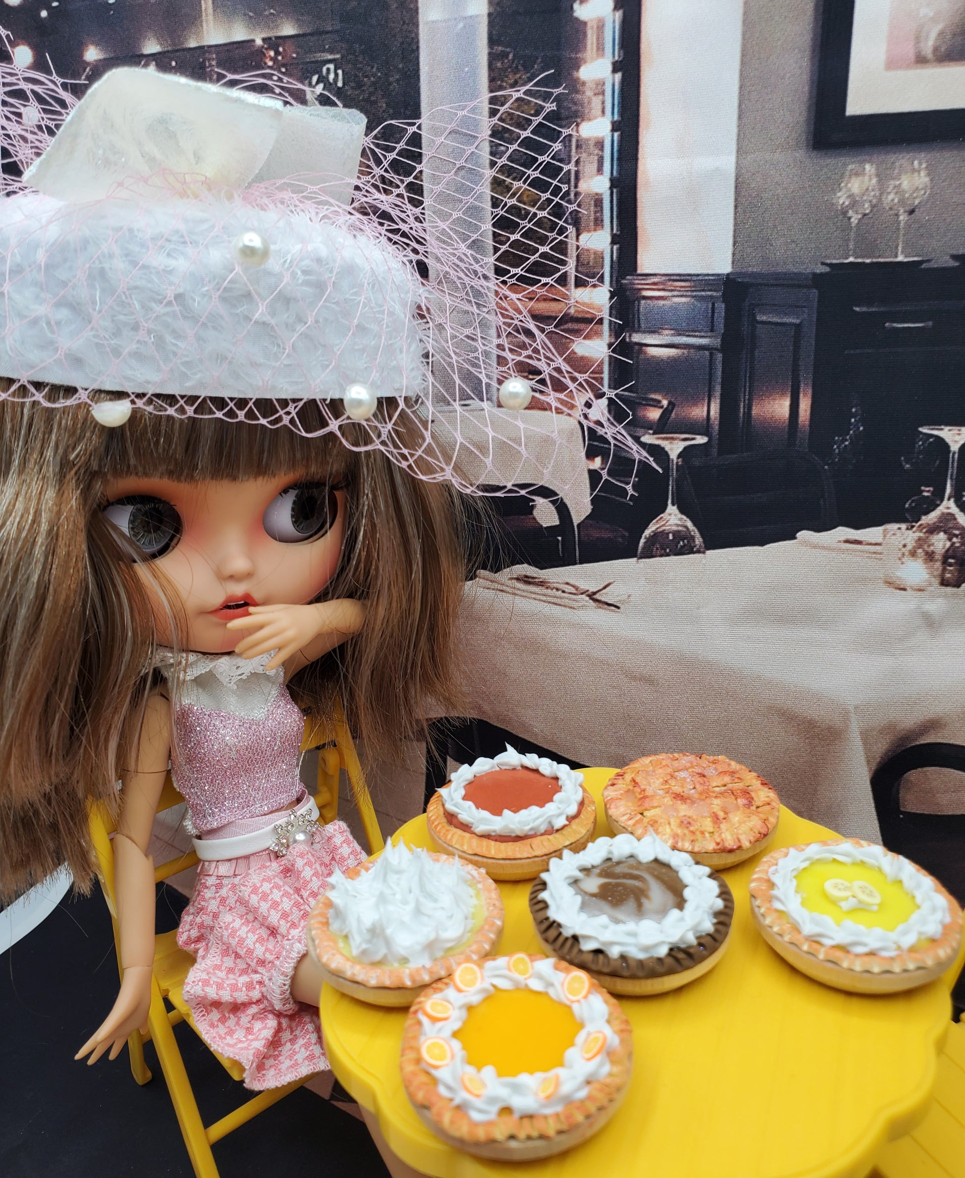 Blythe with pies