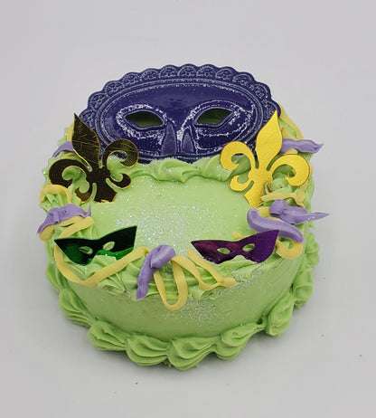 1:4th scale mardi gra cake