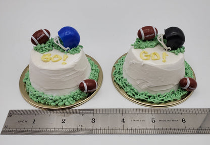 3 inch football cakes