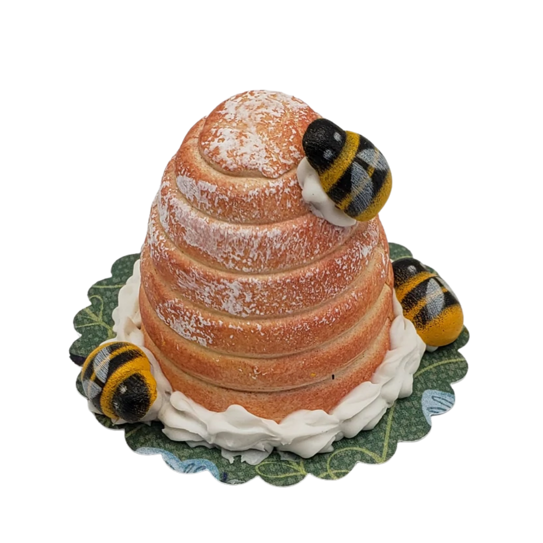 Cake of the Month: Honey Bees | Noodle Live